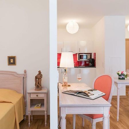 MEDICIS HOME Nice Saint -Laurent- Du -Var Extérieur photo